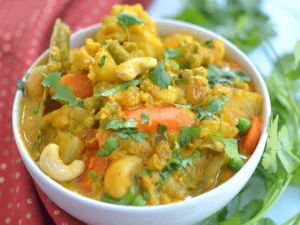 211. VEGETABLE KORMA.